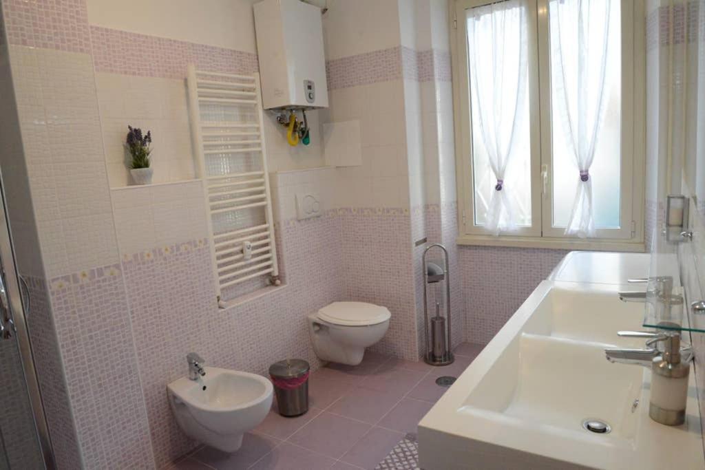 A Casa Di Rosa Apartment โรม ภายนอก รูปภาพ