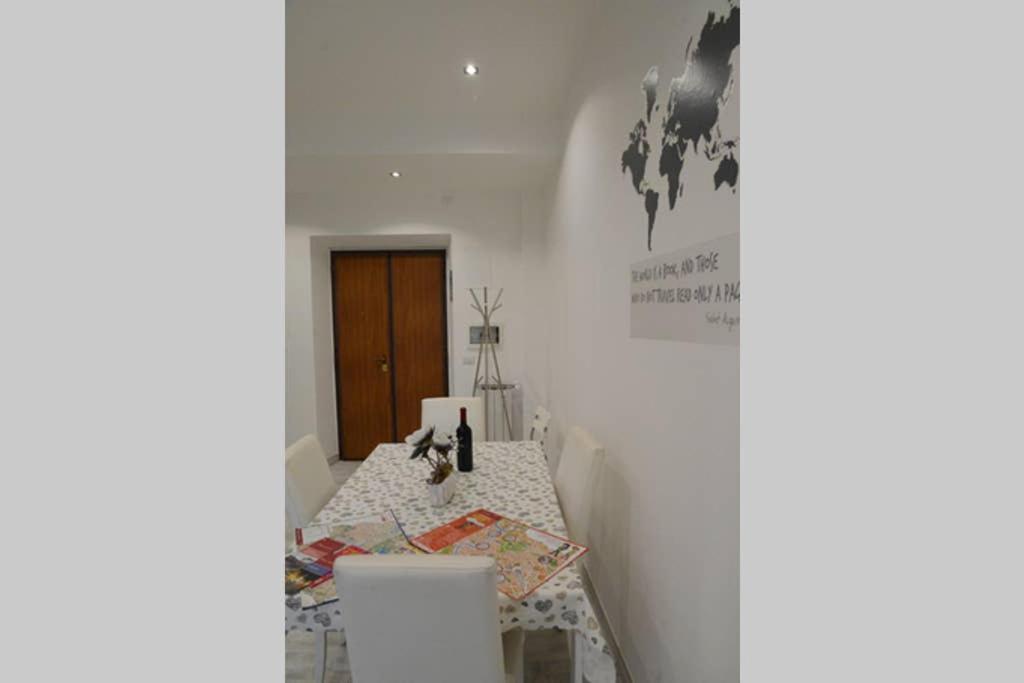 A Casa Di Rosa Apartment โรม ภายนอก รูปภาพ