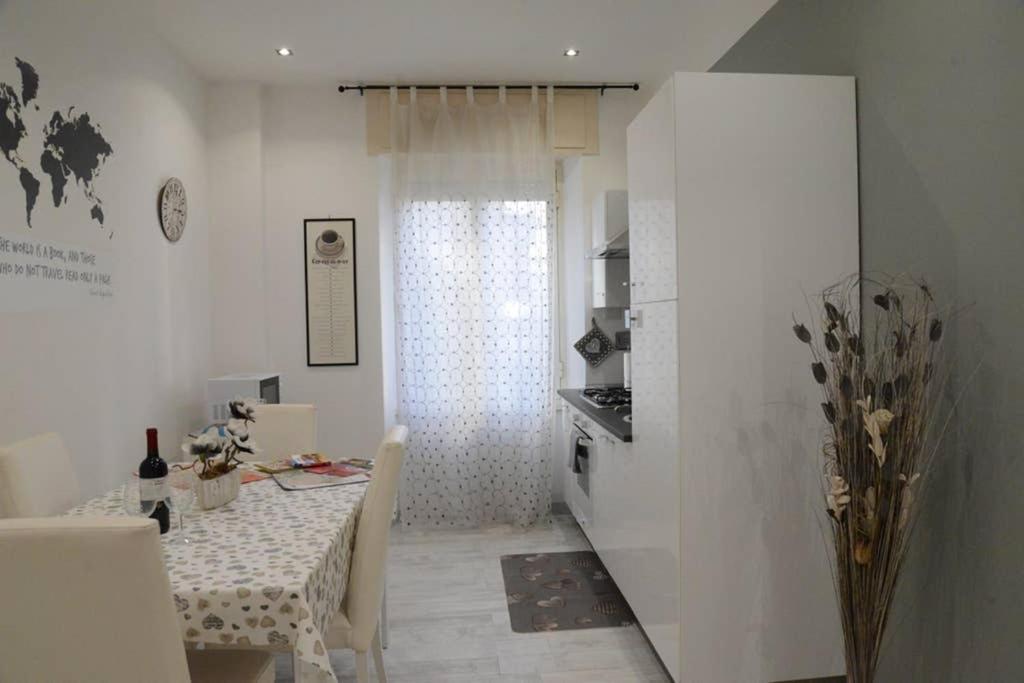 A Casa Di Rosa Apartment โรม ภายนอก รูปภาพ